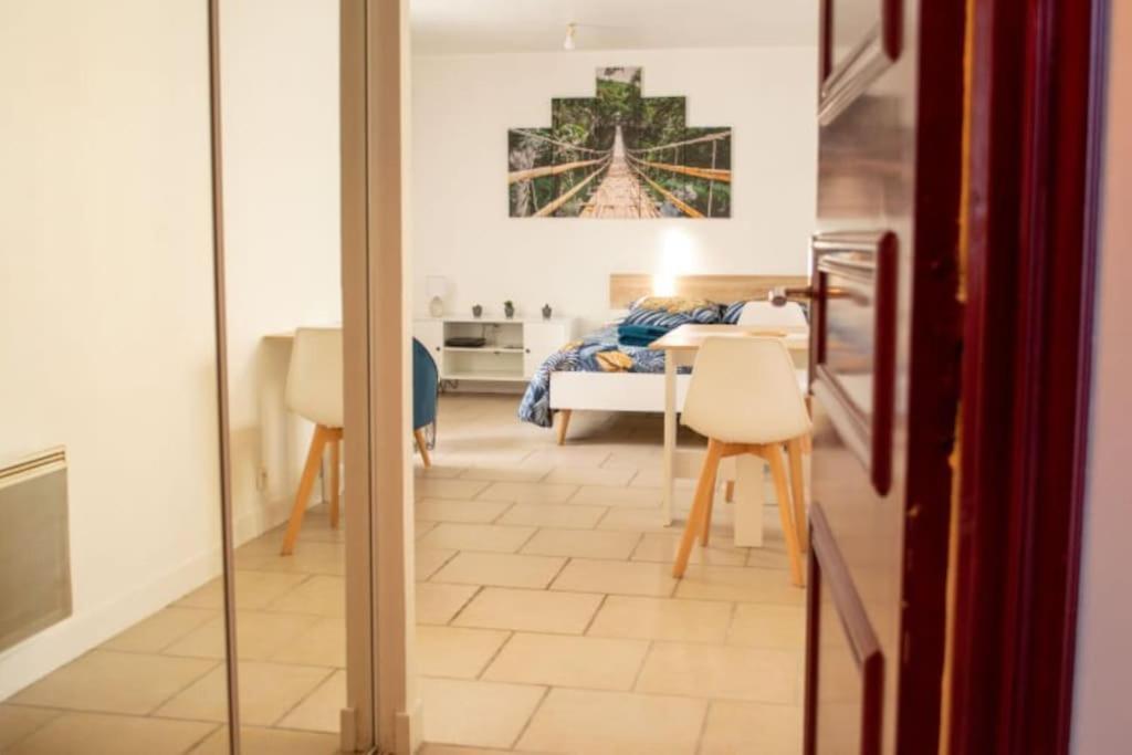 Studio Cosy Tv Wifi Confortable Et Chaleureux Gaillon Dış mekan fotoğraf